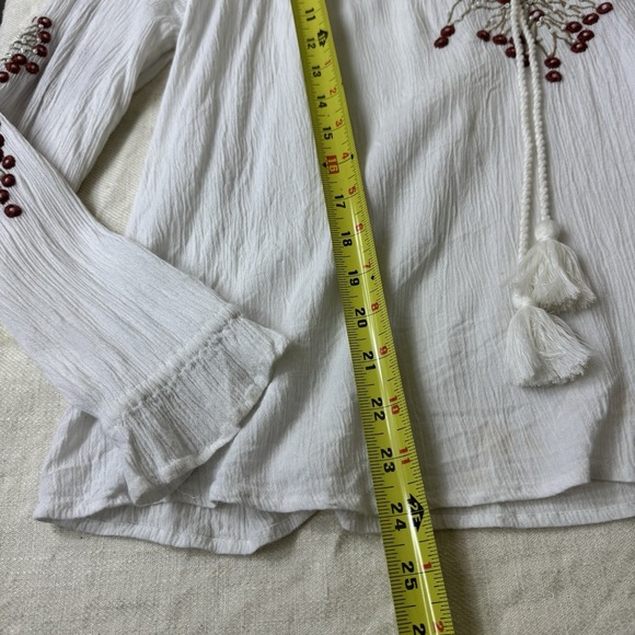 RD & KOKO Anthropologie Peasant Top Size M White Embroidered Beaded Boho Hippie - Picture 2 of 9